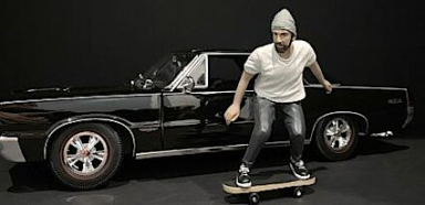 American Diorama T38341 Skateboarder, Male Figure II, 1/24 Scale