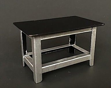 American Diorama Accessories - Metal Work Bench