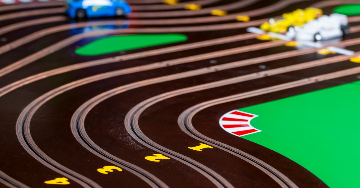 Setting Realistic Lap Time Goals With 1:32 Scalextric